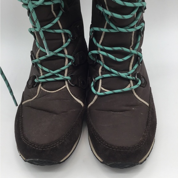 LL Bean Carrabassett Faux Fur Lace Up Snow Boots - Picture 7 of 9